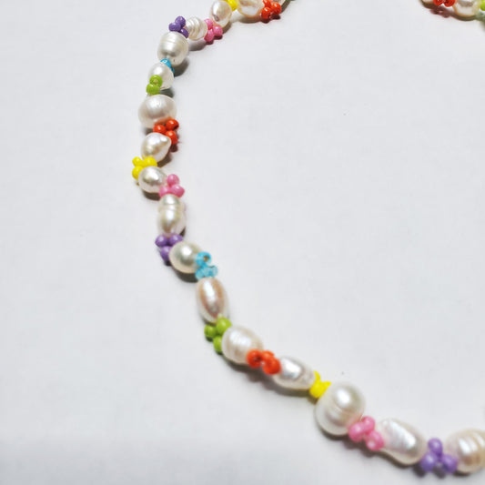 Tiny Blooms Necklace